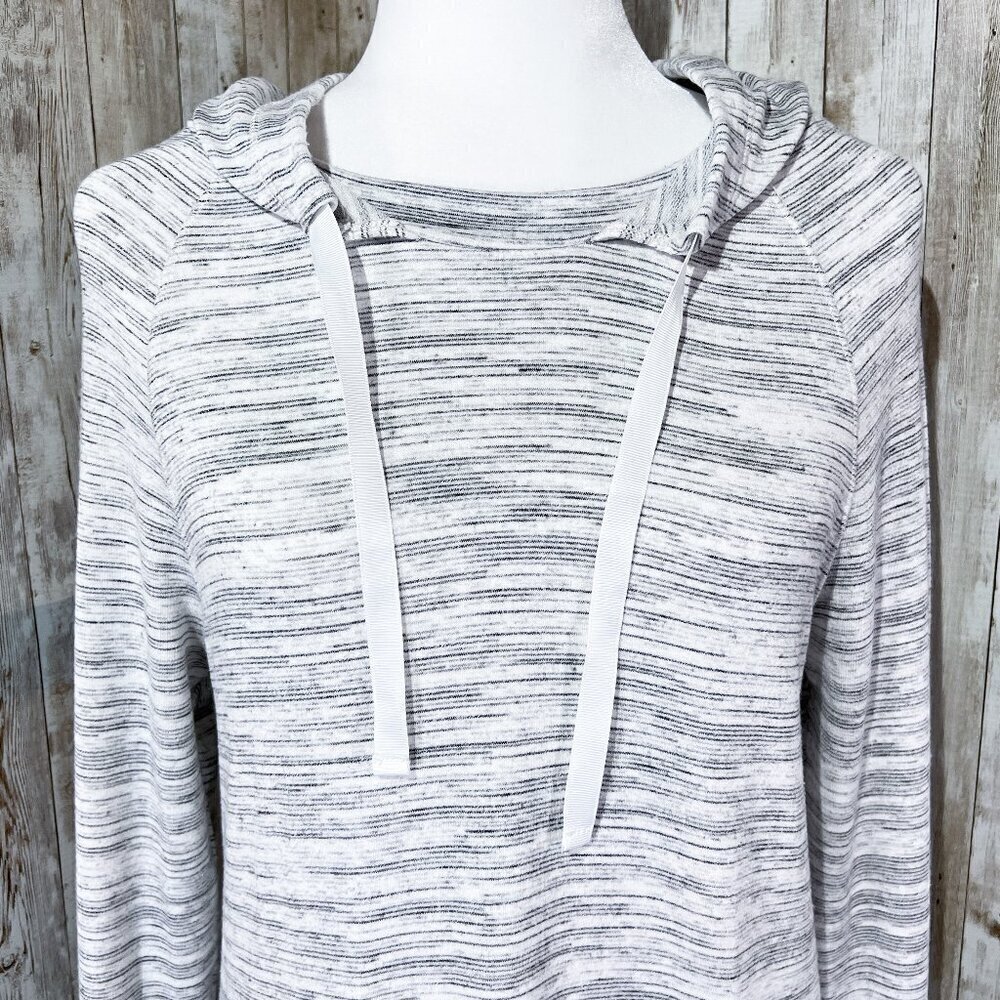Ink Love and Peace Long Sleeve Maternity Sweatshirt | Heathered White | Medium - Picture 6 of 12